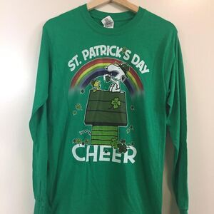 Snoopy St. Patricks Day Long Sleeve size Small
